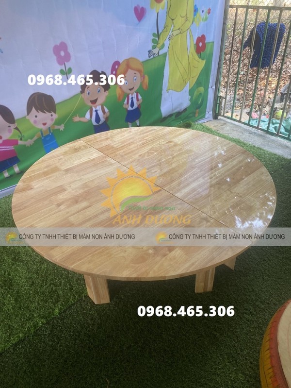 Bàn tròn gỗ mầm non, bàn gỗ tròn mầm non chất lượng cao