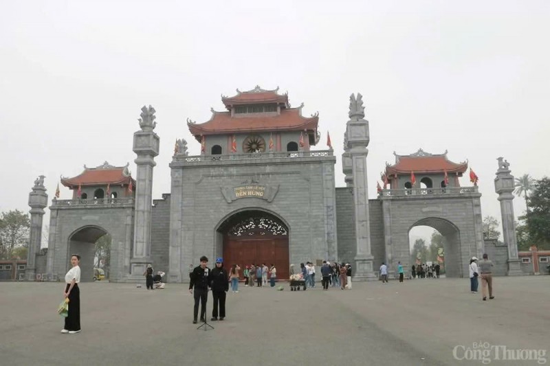 BÁN NGAY VÀ LUÔN Đất nền 142m Mặt đường Việt Trì, sát Cổng chính Đền Hùng, KD - tăng giá cực nhanh