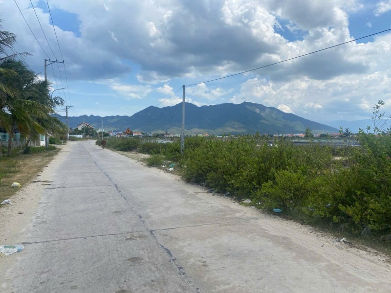 Bán đất tổ dân phú Thạnh phường Ninh Thuỷ Ninh Hoà Khánh Hoà,  Đất Biển Dốc Lết  Diện tích 111m2
