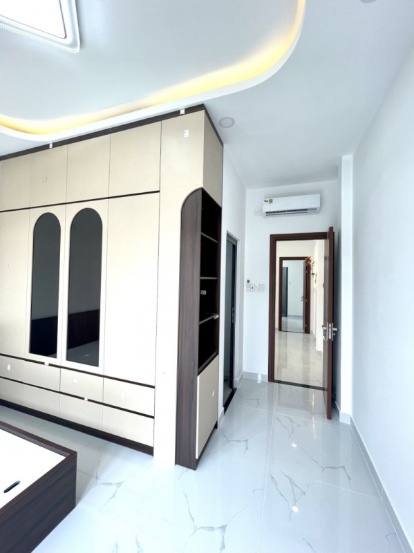 Bán nhà Bùi Văn Ba, Tân Thuận Đông, Quận 7, 60m2 (4.3x14), 3 PN chính chủ lâu năm 6.2 tỷ