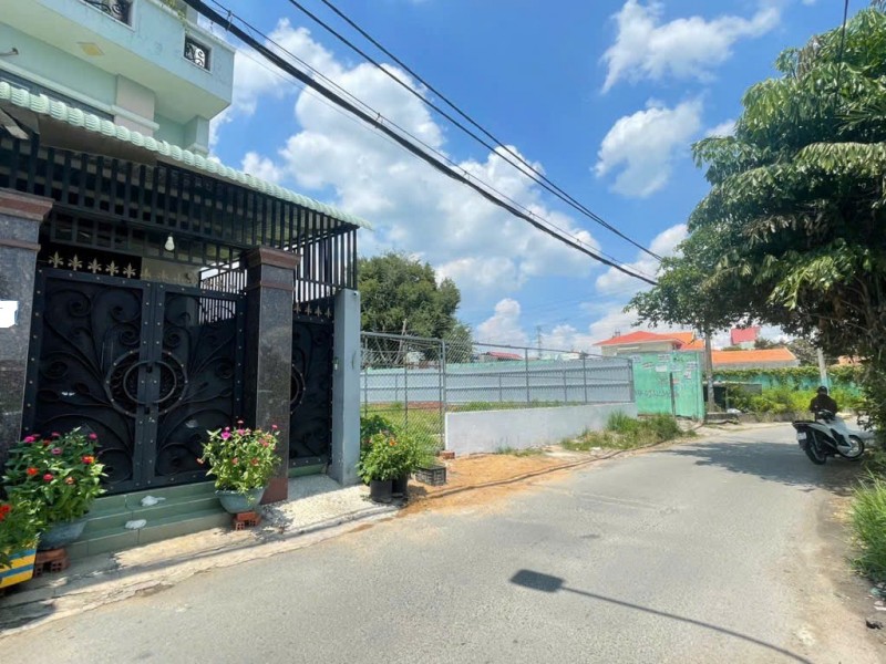 Lô đất Mặt tiền đường 10m, 738m2, ngang 14m, Phước Long B, Quận 9, 37.5 tỷ