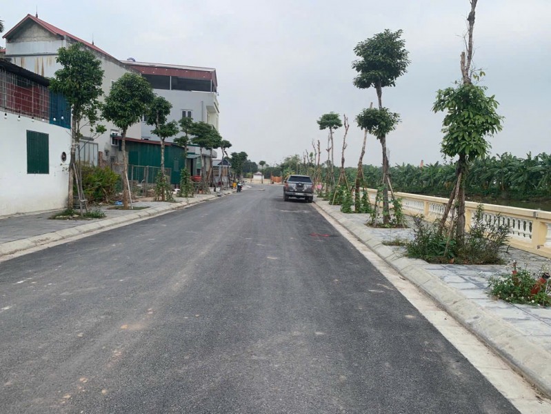 BÁN LÔ ĐẤT CHO CON DU HỌC DT 48M2 CHỈ NHỈNH 3 TỶ - MAI LÂM - ĐÔNG ANH