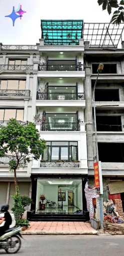 Siêu phẩm LÂM HẠ- LONG BIÊN , nhà mới 46m2, , 7 tầng , thang  máy, ngõ to  như phố ,ô tô tránh