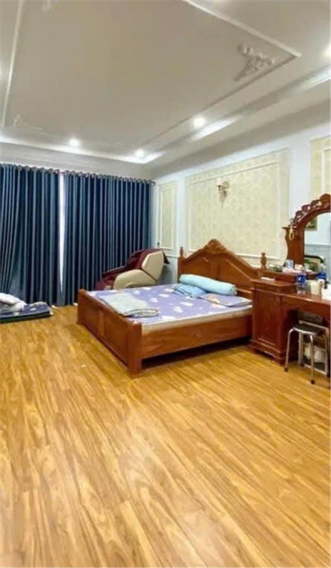4 tầng ,HXH tránh,Ô TÔ NGỦ NHÀ, Hoàng Hoa Thám, 112m², BÁN GÂP CHIA TÀI SẢN