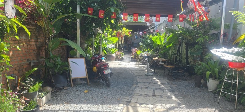CHO THUÊ MẶT BẰNG KINH DOANH 338m2 MỞ QUÁN CÀ PHÊ HOẶC QUÁN ĂN