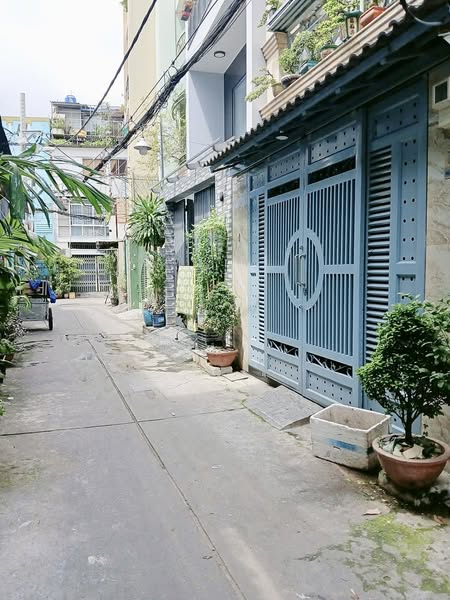 TRUNG TÂM TÂN BÌNH - CÁCH CHỢ PHẠM VĂN HAI 100M - 4 TẦNG - SỔ ĐẸP. NHỈN 6T.Ỷ