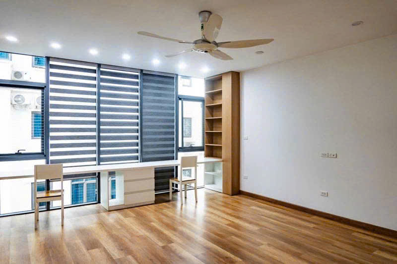 CHỦ CHUYỂN SANG NHÀ TO HƠN CẦN BÁN NHÀ 6 TẦNG MẶT NGÕ NGUYỄN PHONG SẮC, NGHĨA TÂN, CẦU GIẤY, Ở CỰC