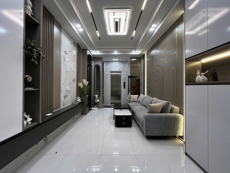 BÁN NHÀ THANG MÁY 6 tầng 32m cực đẹp Kim Ngưu, HBT