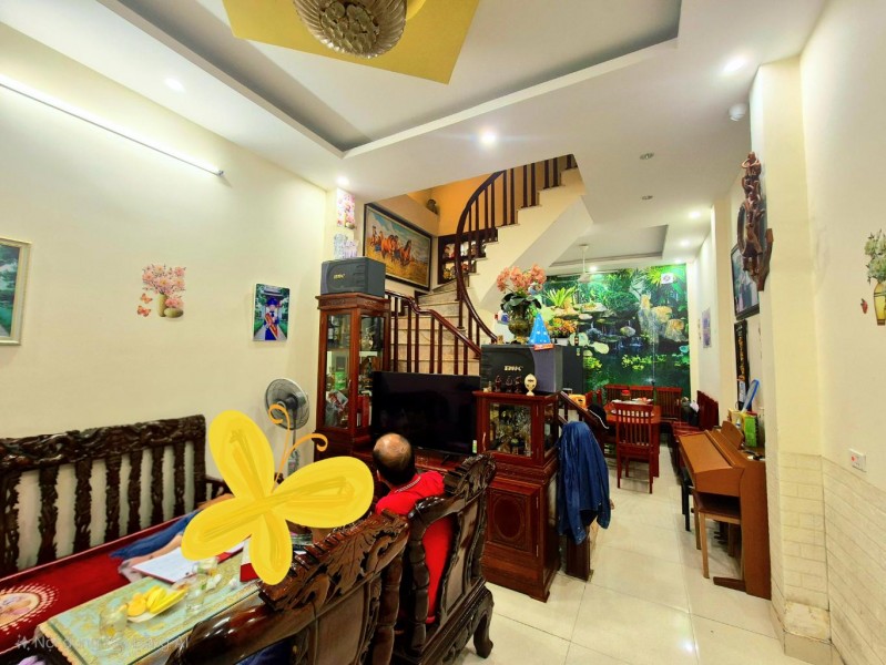 Bán nhà Quan Nhân, Thanh Xuân, gần ô tô, gần hồ, 42m2, 9.4 tỷ