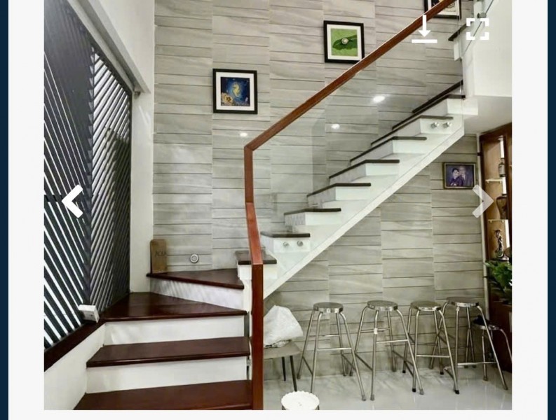 - Biệt thự 3 tầng, 2 mặt tiền kinh doanh, Vân Đồn, Sơn Trà, đối diện khán đài pháo hoa và khu