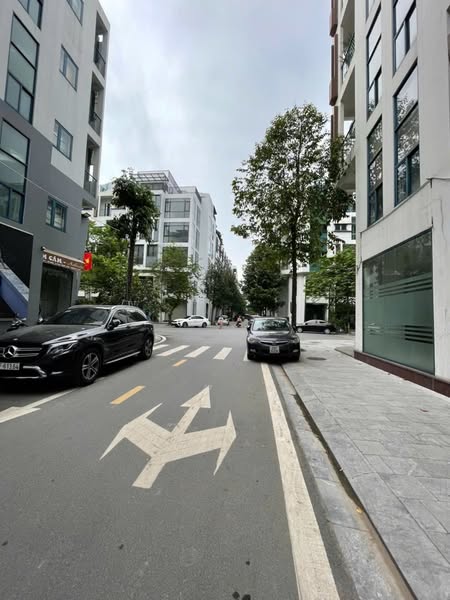 HOT !!! SỞ HỮU NGAY CĂN NHÀ ĐẸP - GIÁ TỐT - Vị Trí Đắc Địa Tại Quận Hà Đông, TPHN