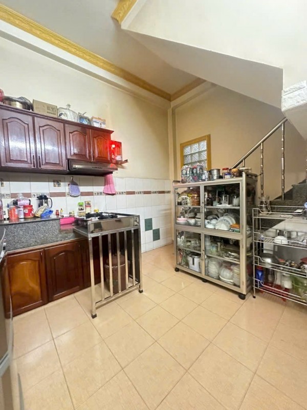 BÁN NHÀ MẶT PHỐ LÊ VĂN LƯƠNG - QUẬN 7 - 40M2 - 4 TẦNG - 10.5 TỶ - SỔ HỒNG CHÍNH CHỦ
