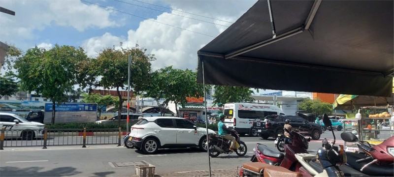 CHUYỂN NHƯỢNG NHÀ 4PN – 4 TẦNG MỚI XÂY – NỘI THẤT CAO CẤP – HẺM ÔTÔ