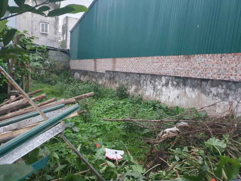 Bán đất lô góc mặt phố Giang Biên – 2 mặt thoáng – Vị trí trung tâm, tiềm năng tăng giá cao