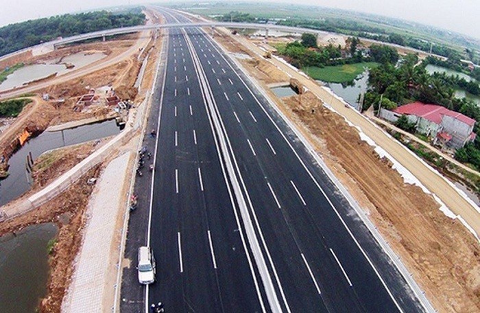 300tr/200m2 mua ngay lô chợ tân phước , mt DT 753
