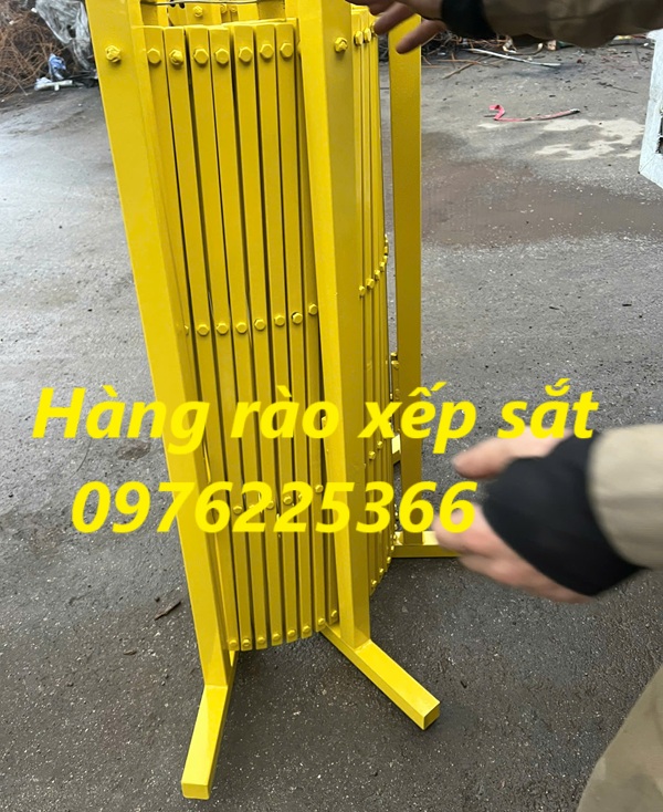 Hàng rào xếp gọn có bánh xe tại Hà Nội 