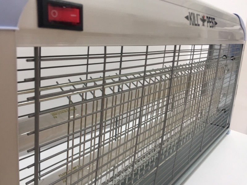 Đèn diệt côn trùng IK204