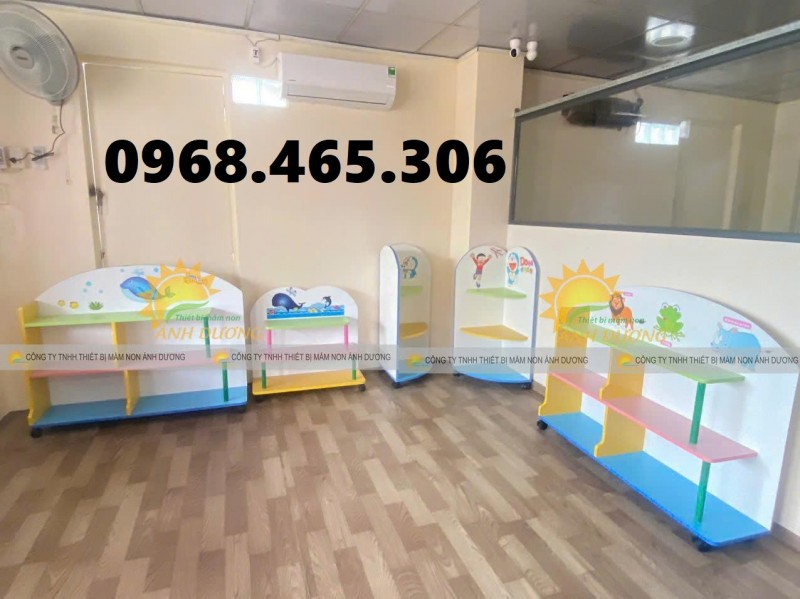 Kệ gỗ mầm non 3 tầng, kệ mầm non gỗ MDF nhiều màu