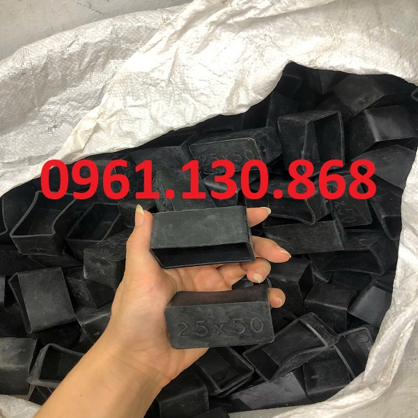Chụp đầu ống thép 25x50mm – Bảo vệ & hoàn thiện đầu ống hộp