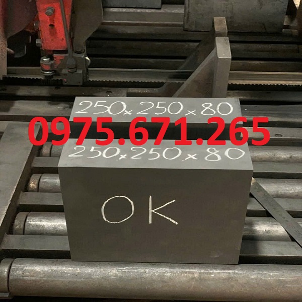 Cung cấp điện cực than chì công nghiệp uy tín