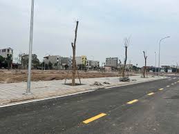 250tr/500m2 , ngang 10m ngay kcn becamex chơn thành