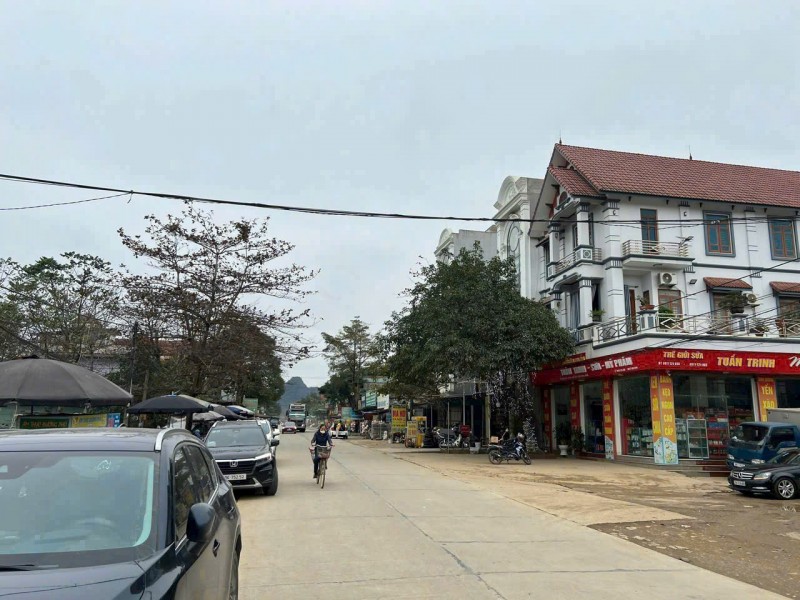 Do chuyên kinh doanh gia đình cần tiền bán gấp lô đát mua định dể ơ nhưng nay cần phảii bán lên rẻ