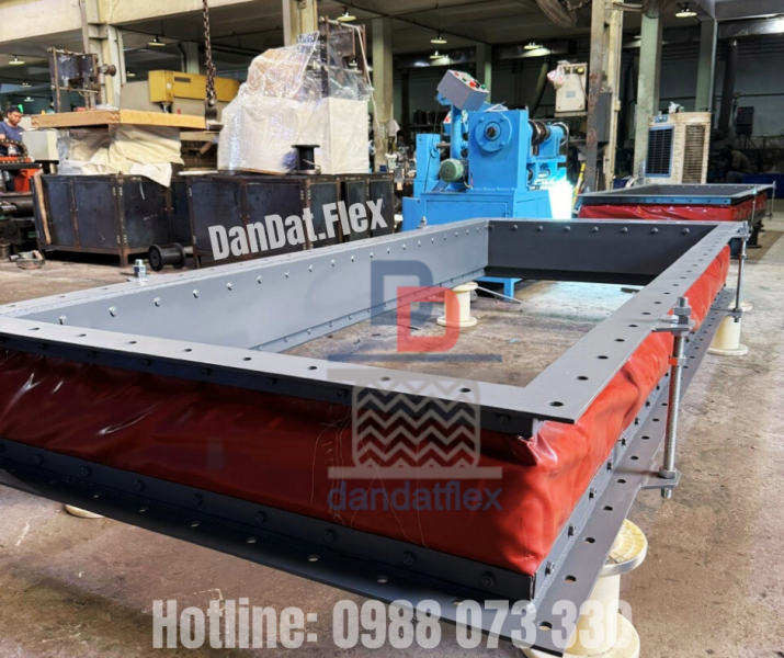 Khớp nối giãn nở bằng thép không gỉ, Khớp giãn nở bằng vải chịu nhiệt