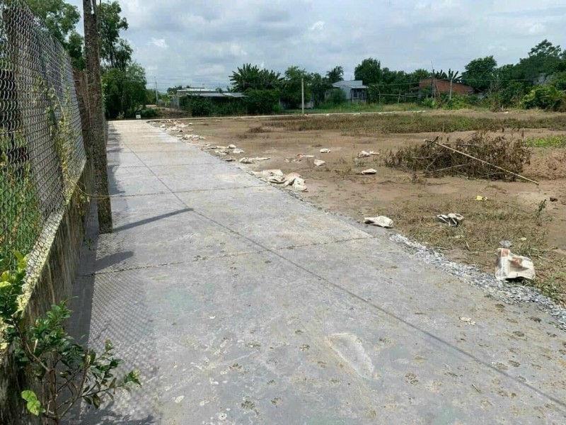 SỞ HỮU NGAY LÔ ĐẤT 605m2 CHỈ VỚI GIÁ 1,5 tỷ tại Ấp Long Khánh, Xã Phước Hậu, Cần Giuộc, Long An
