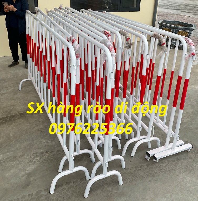 Giá hàng rào di động khổ 1m x 2m