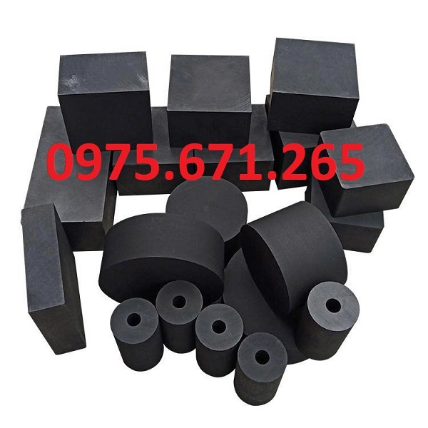Điện cực than chì- vật liệu tuy lạ mà quen