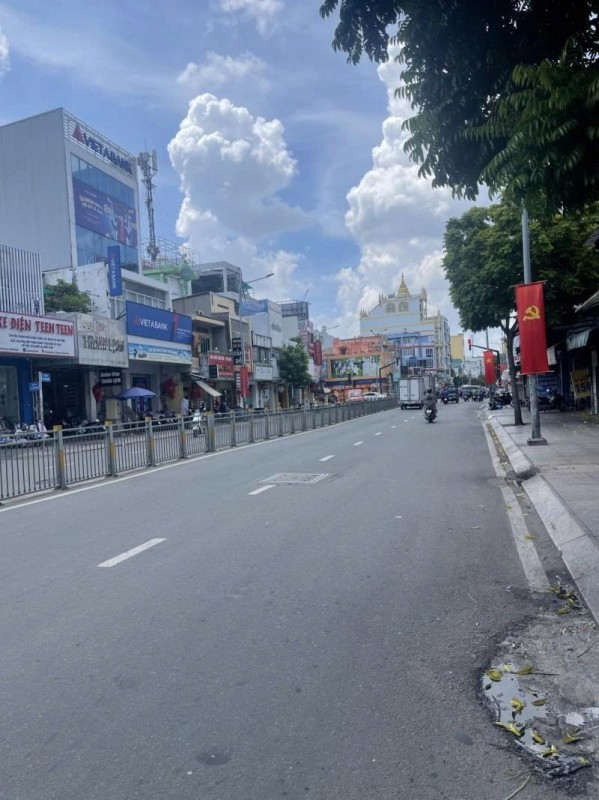 Bán nhà 2 Mặt tiền Lũy Bán Bích - ngay Hòa Bình, 4,1x16m, nở hậu 6,4m, 3 Tầng, 9,9 tỷ.