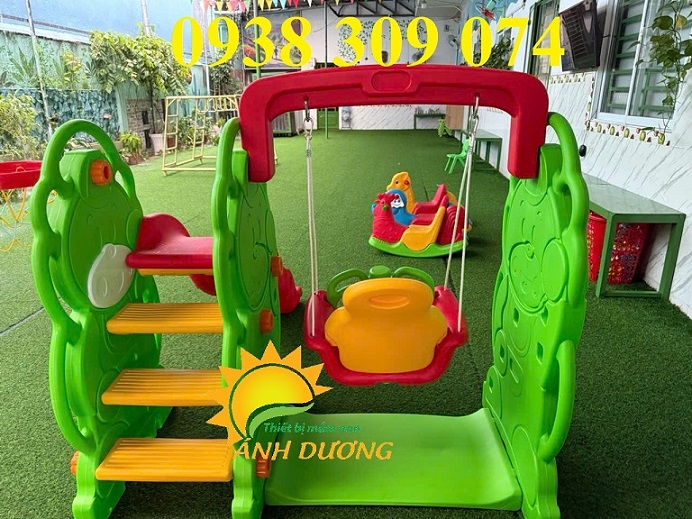 Cầu trượt xích đu con gấu cho bé, cầu trượt đơn giá rẻ