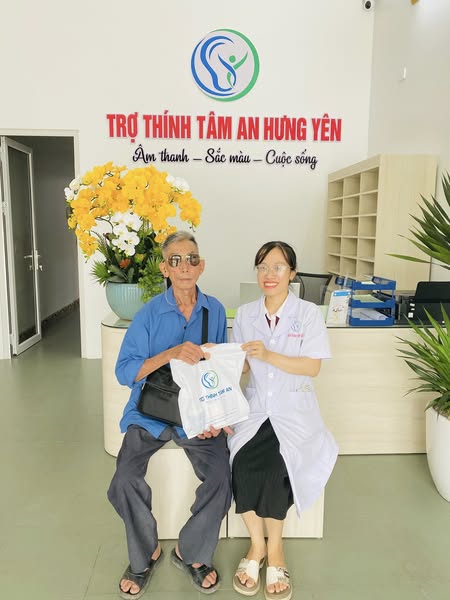 Máy Trợ thính- món quà của sự trân trọng cuộc sống