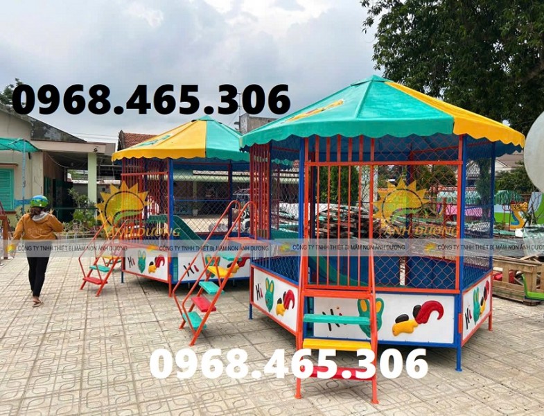 Đu quay trẻ em, nhà banh sắt trẻ em ngoài trời