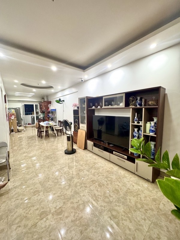 CHUNG CƯ 2 PN, 2WC - TIỆN ÍCH BẠT NGÀN - GIAO THÔNG THUẬN TIỆN -KHU VỰC ĐÔNG DÂN_– 87M2 – 5.45 TỶ.