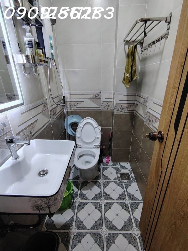 BÁN GẤP-NHÀ 2 TẦNG-GẦN LÂM VĂN BỀN-QUẬN 7-36M2- NHỈNH 5 TỶ
