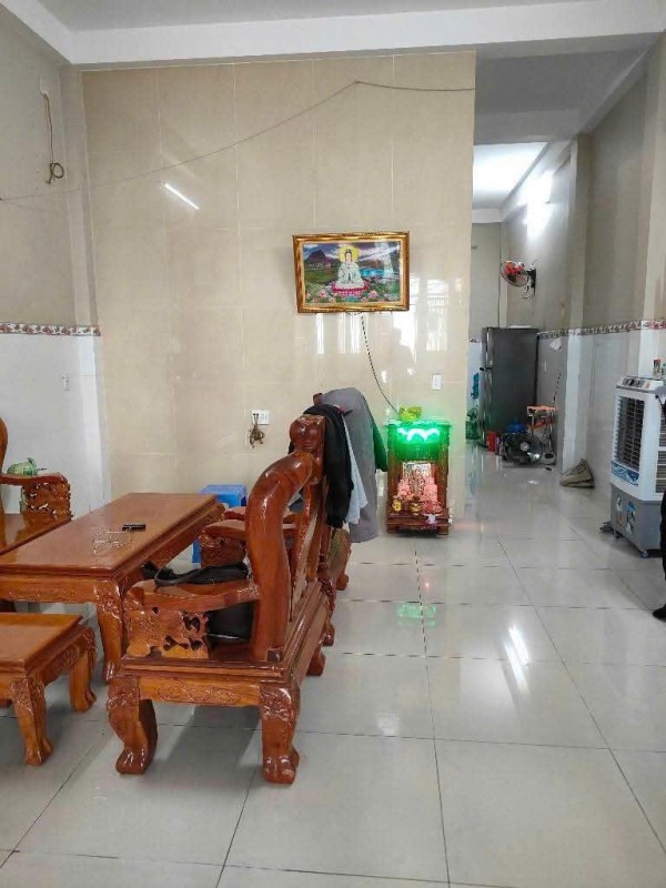Bán nhà hẻm 8m đường C1, phường 13, Tân Bình (5*22) chỉ hơn 13 tỷ?
