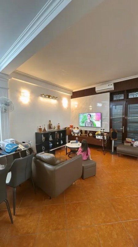 Phố Vip Nguyễn Sơn Phân Lô 45m2. MT 7m, Ô Tô Tránh, Vào Nhà, Full Nội Thất. Nhỉnh 13 Tỷ