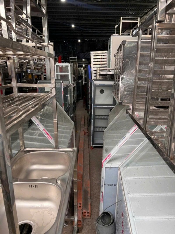 Bán nhà Mặt tiền Tô Ký - gần ngã tư Đặng Thúc Vịnh, 12x27m, Cấp 4- tiện xây, 29 tỷ.