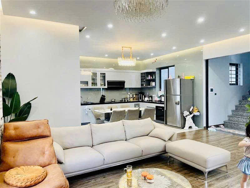 Bán Nhà Phố Láng Hạ, Ngõ Thông Ôtô Kinh Doanh, Cho Thuê 500tr/Năm, 99m2, 5 Tầng, Gía 20 Tỷ.