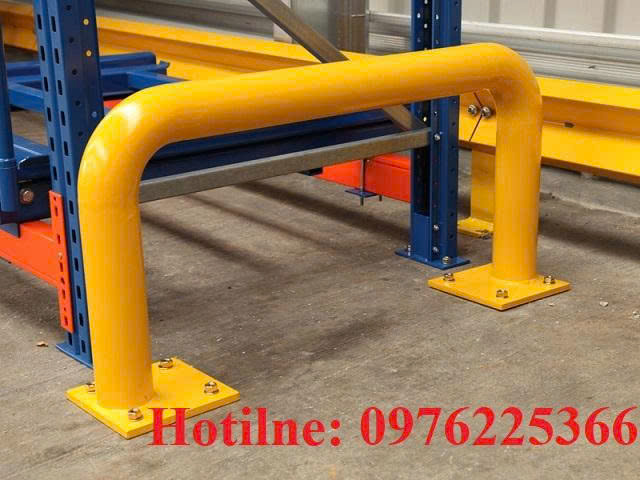 Lan can an toàn, thanh chắn chống va đập, hàng rào bảo vệ 