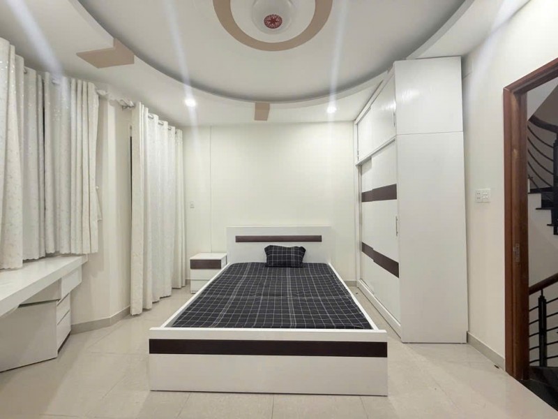 KHU VIP NHỈNH 7 TỶ - NHÀ 5 TẦNG 4PN4WC ĐƯỜNG ĐOÀN THỊ ĐIỂM PHÚ NHUẬN