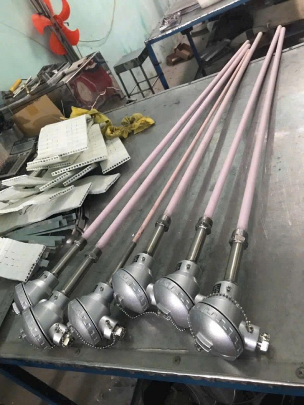 Cung cấp  Can nhiệt PT 100 / Can nhiệt B / Can nhiệt K / Can nhiệt E/ Can nhiệt J / Can nhiệt T / Ca