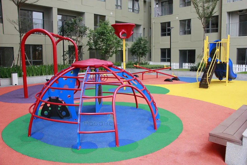 Cung cấp các thiết bị sân chơi cơ bản cho khu giải trí trẻ em