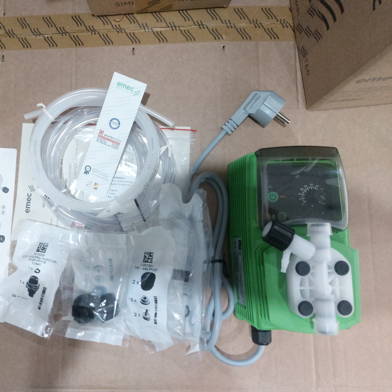 Bơm định lượng EMEC VCO 1004 K/PP - lưu lượng 4 L/h tại áp 10 bar