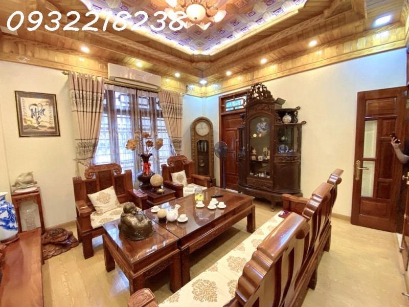 Nhà 5 tầng, gara ô tô, kinh doanh, lô góc