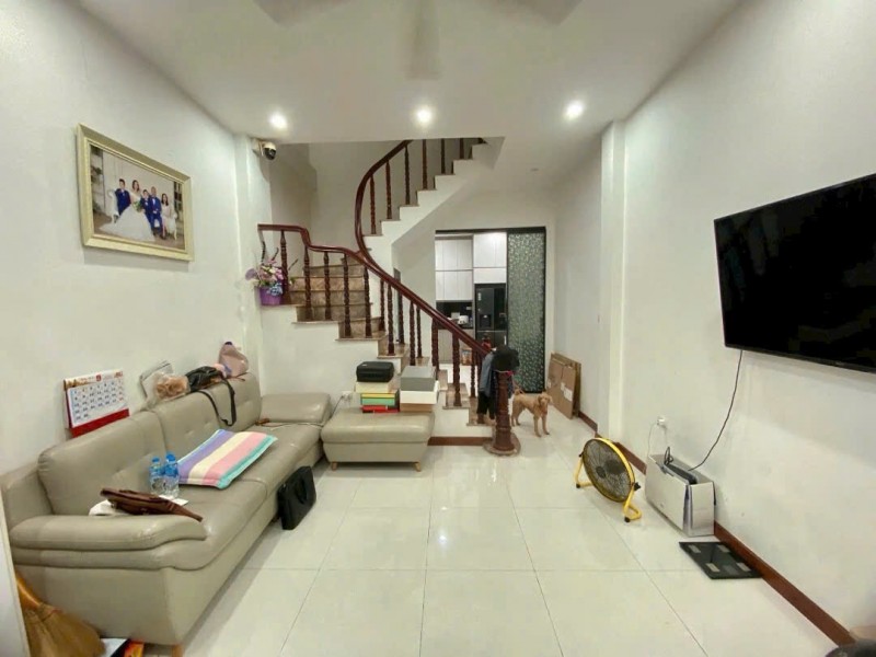 Bán nhà Kim Giang, Thanh Trì, Gara, ô tô tránh, kinh doanh, 41m2, 10 tỷ(CTL)