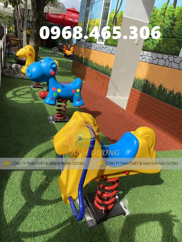 Thú nhún lò xo con voi,  thú nhún con ngựa, con gà cho bé giá rẻ