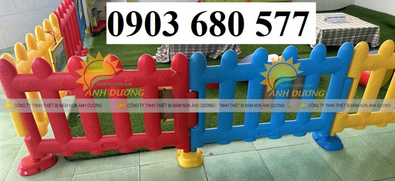 Rào chắn bằng nhựa lắp ghép dành cho trẻ em mầm non