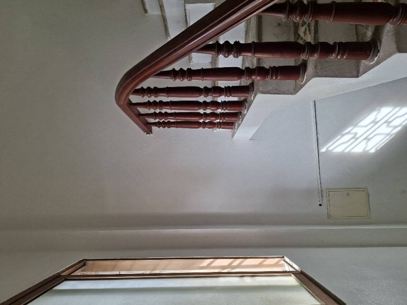 Bán đất tặng  nhà 3 tầng mặt phố Nguyễn Văn Cư - Kinh doanhsầm uất-vỉa hè4 45m - 18.x tỷ(TL)